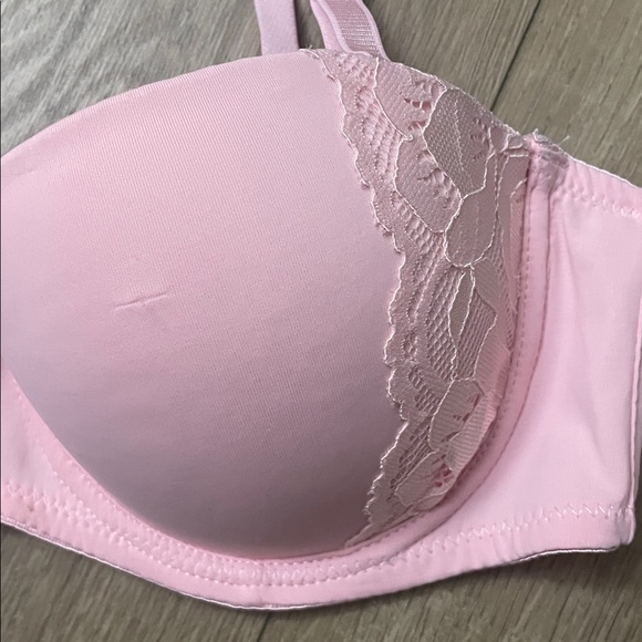 Elegant Pretty Pink Lace Trim Bra Adjustable Straps Turns Strapless - Picture 2 of 9